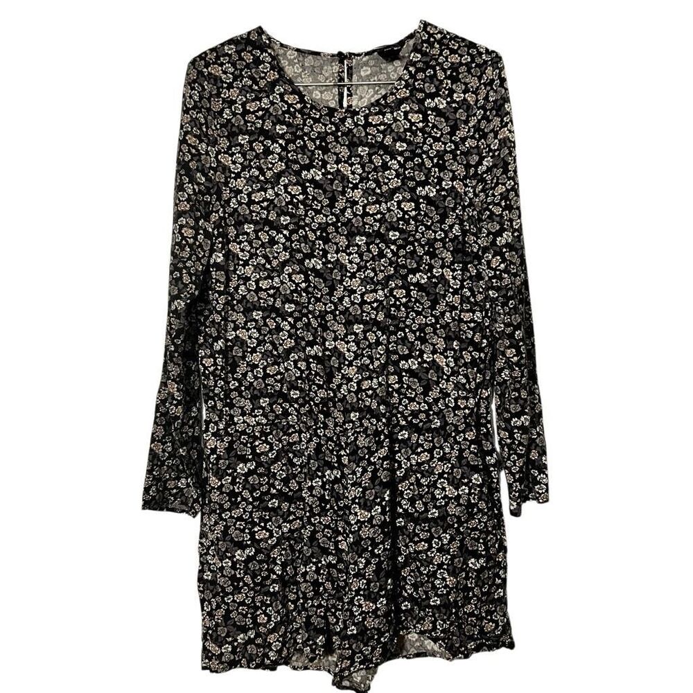 H M Charcoal Gray Dark Florals Long sleeve Romper sz 10 Lg Shorts Pockets